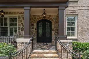 6552 Long Acres Dr, Sandy Springs, GA 30328 - Photo 4