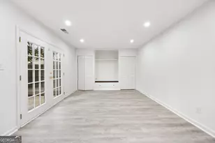 22 Ivy Pkwy NE, Atlanta, GA 30342 - Photo 34