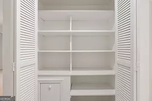 22 Ivy Pkwy NE, Atlanta, GA 30342 - Photo 32