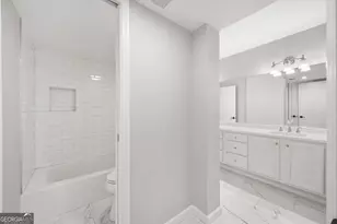 22 Ivy Pkwy NE, Atlanta, GA 30342 - Photo 24