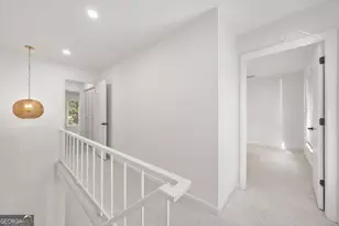 22 Ivy Pkwy NE, Atlanta, GA 30342 - Photo 20