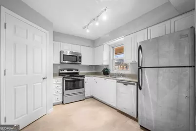 515 Bedfort Drive, Duluth, GA 30096 - Photo 2