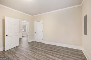 341 Main St, Griffin, GA 30223 - Photo 12
