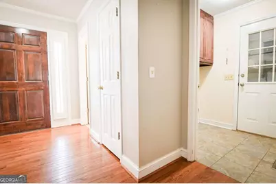 1010 Charles Court, Statham, GA 30666 - Photo 6