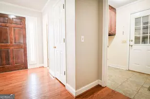 1010 Charles Ct, Statham, GA 30666 - Photo 6