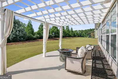 203 Camelia Court, Griffin, GA 30223 - Photo 4