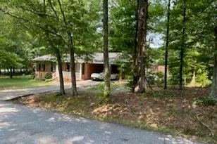 54 Linwood Ave, Winder, GA 30680 - Photo 2