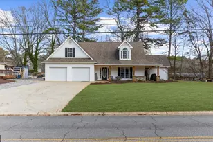 159 Sequoyah Cir, Canton, GA 30115 - Photo 2
