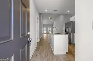 110 Lenox Cir, Lagrange, GA 30241 - Photo 2