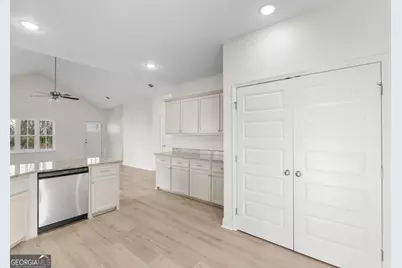 520 Holly Drive, Metter, GA 30439 - Photo 8