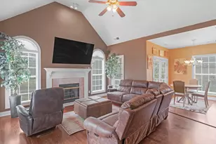 517 N Pine Hill Rd, Griffin, GA 30223 - Photo 2