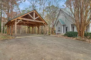 915 Rocky Creek Rd, Hampton, GA 30228 - Photo 4