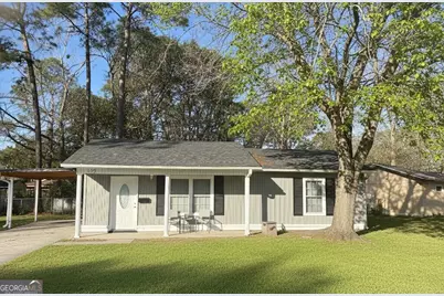 109 Pointe South Drive, Hinesville, GA 31313 - Photo 1