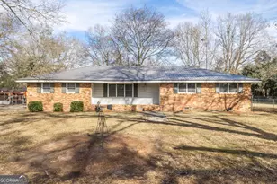 2813 S Estates Rd, Macon, GA 31216 - Photo 2