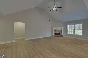 346 Park Pl Dr, Lavonia, GA 30553 - Photo 8