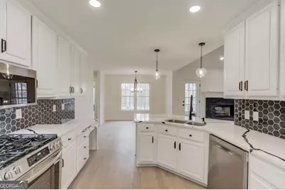 4900 Flat Creek Road, Oakwood, GA 30566 - Photo 14