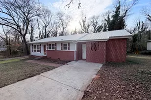 102 Cunningham Dr, Hartwell, GA 30643 - Photo 2