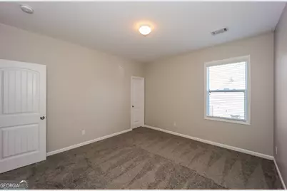 4673 Irish Red Court, Union City, GA 30291 - Photo 12