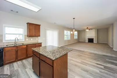 4673 Irish Red Court, Union City, GA 30291 - Photo 8