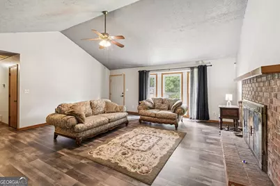 693 Deering Road SE, Conyers, GA 30094 - Photo 6