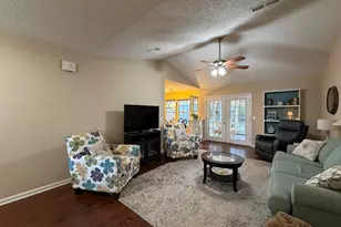 104 Laurel Ln, Kingsland, GA 31548 - Photo 4