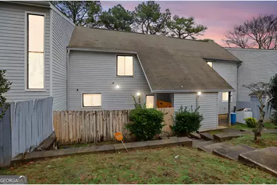 273 Country Club Drive, Jonesboro, GA 30238 - Photo 2