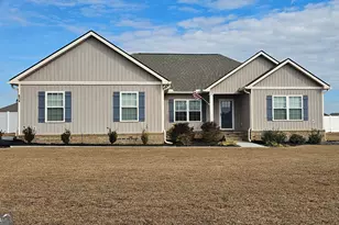 614 Fescue Dr, Statesboro, GA 30458 - Photo 1
