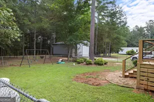 221 Creekside Dr, Arnoldsville, GA 30619 - Photo 6