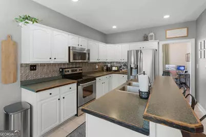 221 Creekside Drive, Arnoldsville, GA 30619 - Photo 18