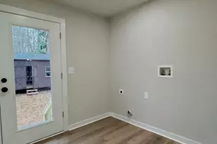 80 Walker Dr, Carrollton, GA 30116 - Photo 6