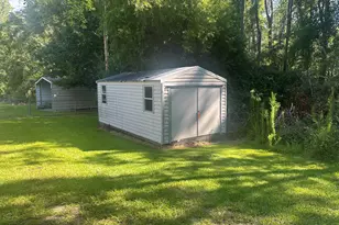 614 N Victory Dr, Lyons, GA 30436 - Photo 8