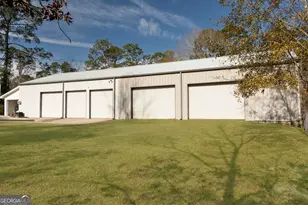 614 N Victory Dr, Lyons, GA 30436 - Photo 4