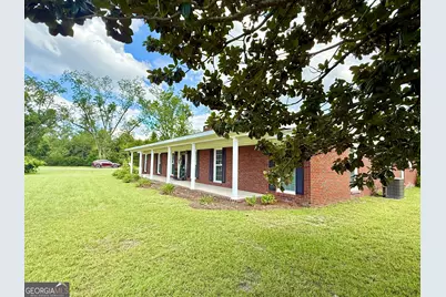 201 Burketts Ferry Road, Hazlehurst, GA 31539 - Photo 2