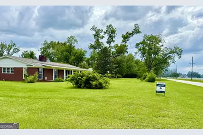201 Burketts Ferry Road, Hazlehurst, GA 31539 - Photo 8