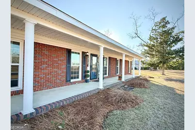 201 Burketts Ferry Road, Hazlehurst, GA 31539 - Photo 10