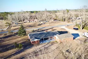 201 Burketts Ferry Rd, Hazlehurst, GA 31539 - Photo 14