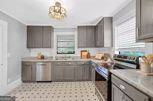 201 Oak St, Hogansville, GA 30230 - Photo 6