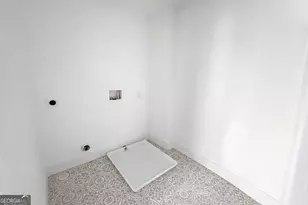 648 Liella Pk SE, Atlanta, GA 30312 - Photo 14