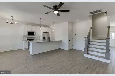 569 Clayton Street, Commerce, GA 30529 - Photo 8