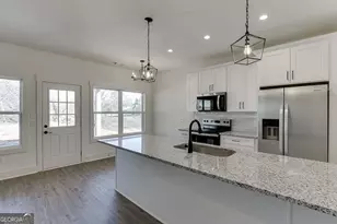 569 Clayton St, Commerce, GA 30529 - Photo 10