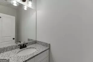 585 Clayton St, Commerce, GA 30529 - Photo 18
