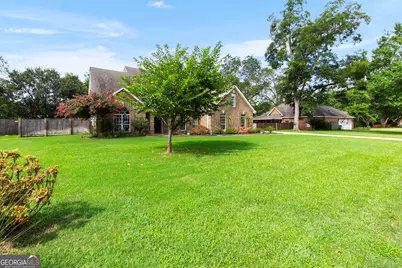 102 White Columns Drive, Kathleen, GA 31047 - Photo 2