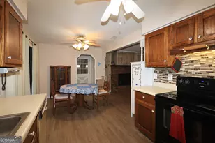 373 Buffalo Dr, Brunswick, GA 31523 - Photo 14