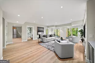 250 Bruton Way, Sandy Springs, GA 30342 - Photo 44