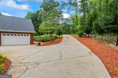 387 Lauren Marie Drive, Braselton, GA 30517 - Photo 8