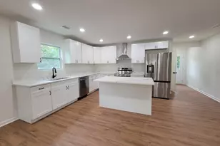 307 Poplar St, Hogansville, GA 30230 - Photo 4