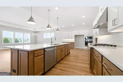 188 Catalina Court, Newnan, GA 30263 - Photo 2