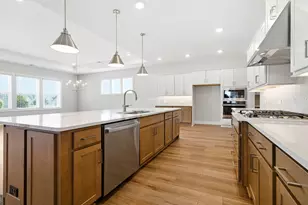 188 Catalina Ct, Newnan, GA 30263 - Photo 2
