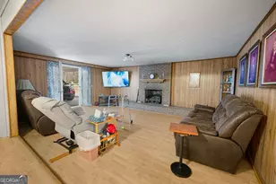 898 Sycamore Ln, Baxley, GA 31513 - Photo 8