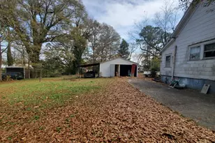 134 Adams St, Lavonia, GA 30553 - Photo 4